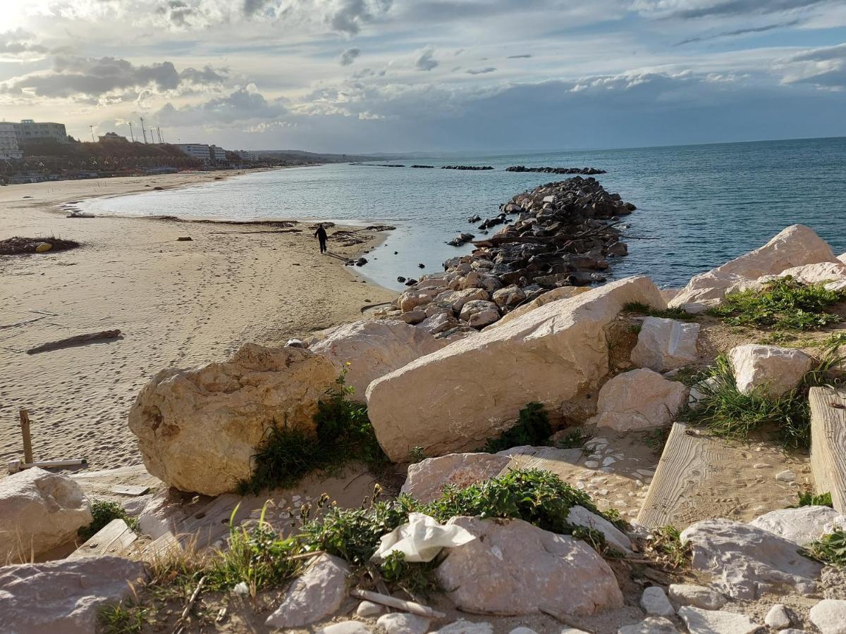 I Tre Marchi Rooms Camera Sabbia Termoli Ngoại thất bức ảnh